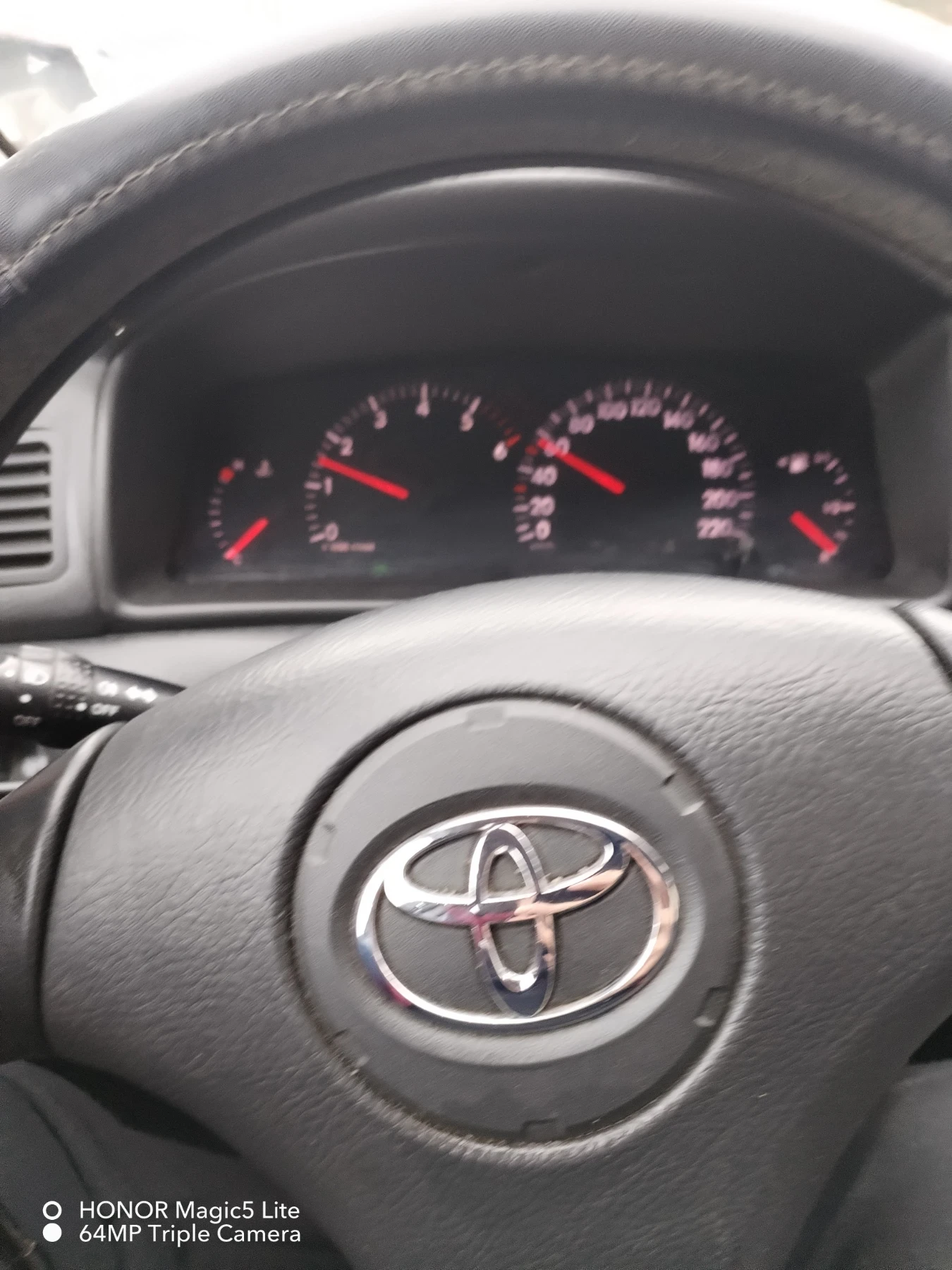 Toyota Corolla | Mobile.bg � ����������� 15