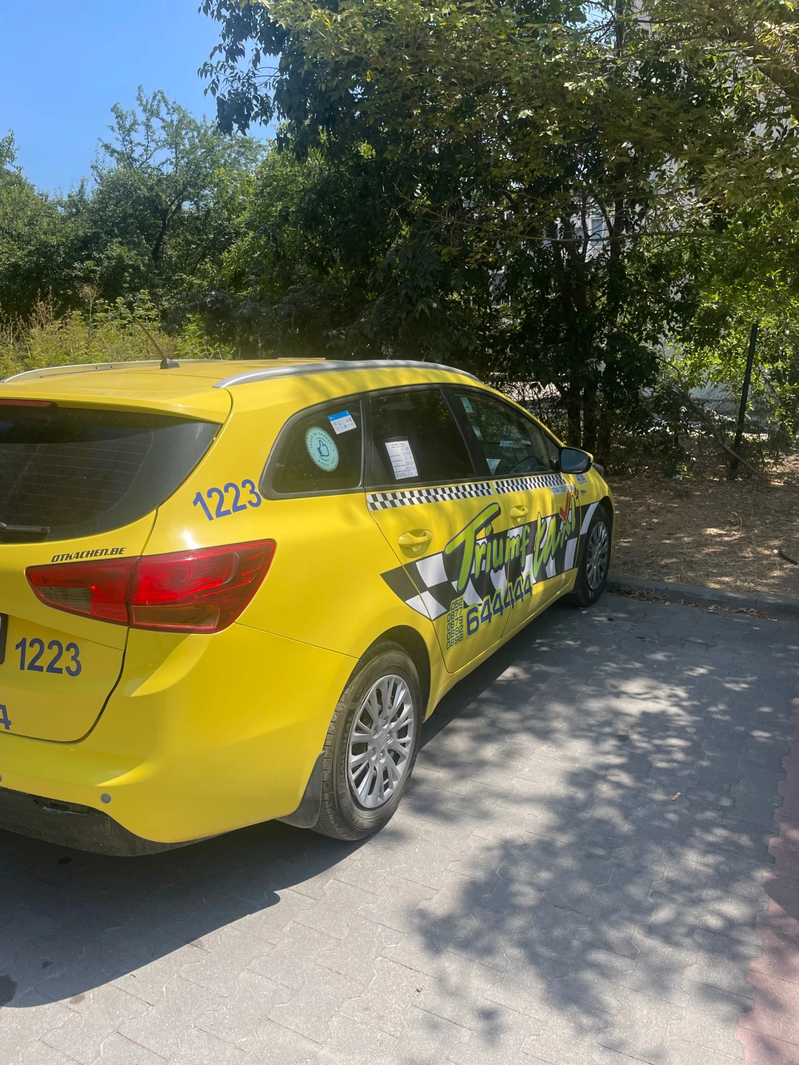 Kia Ceed 1.4 газ/бенз, снимка 3 - Автомобили и джипове - 54137299