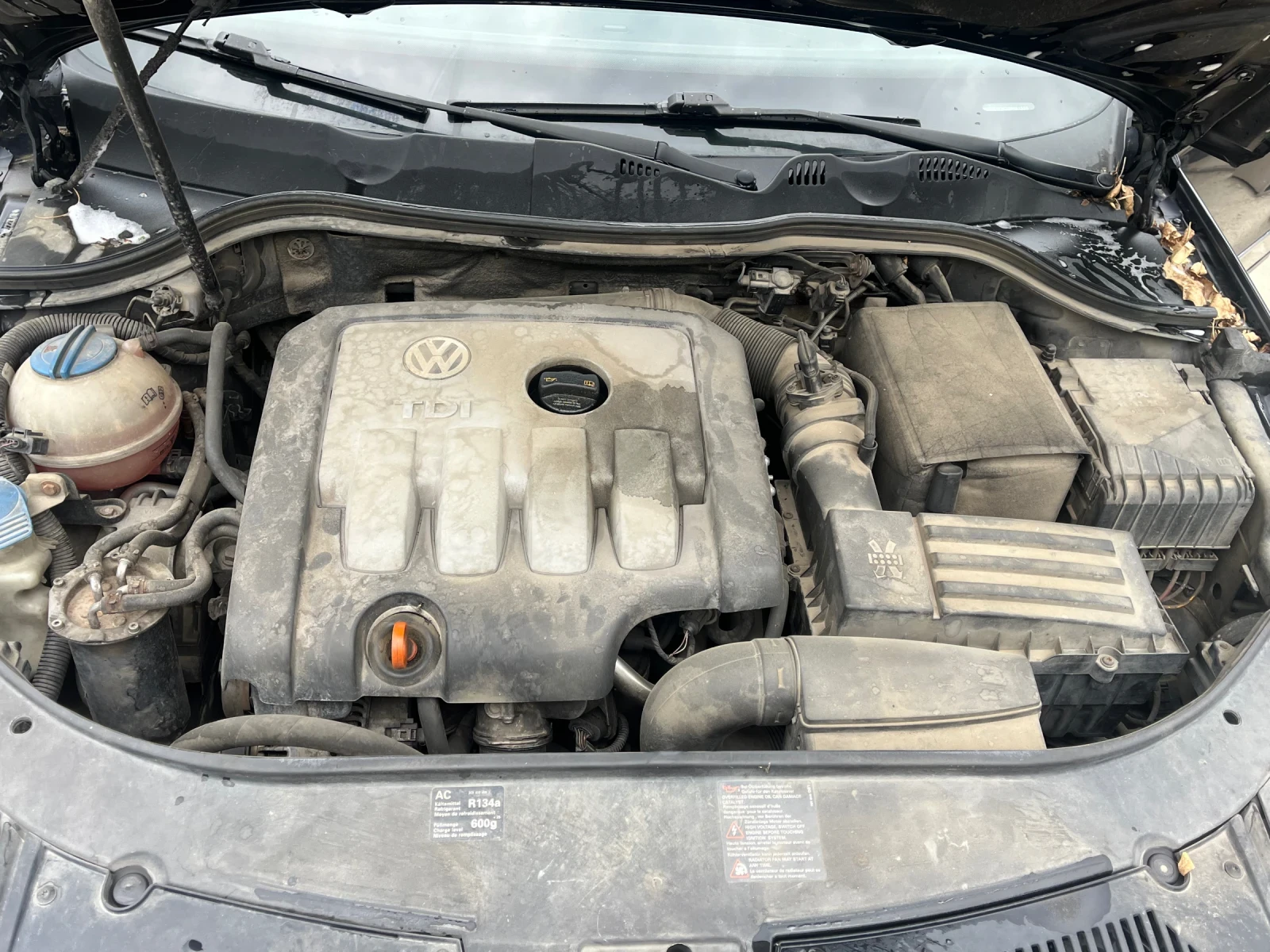 VW Passat 2.0, снимка 16 - Автомобили и джипове - 54631563