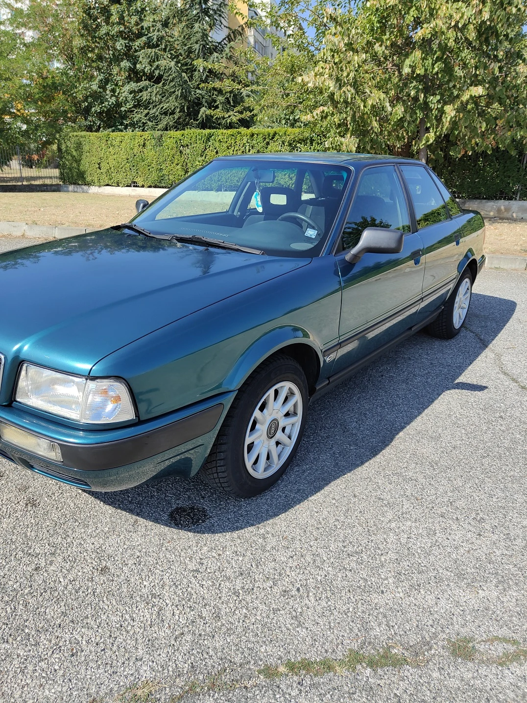 Audi 80 2.0  i , снимка 2 - Автомобили и джипове - 54792979