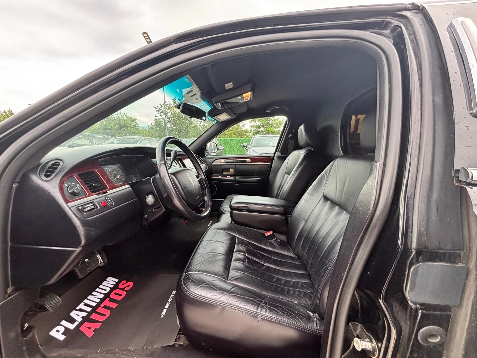 Lincoln Town car V8/KENWOOD/TOP, снимка 7 - Автомобили и джипове - 54823824