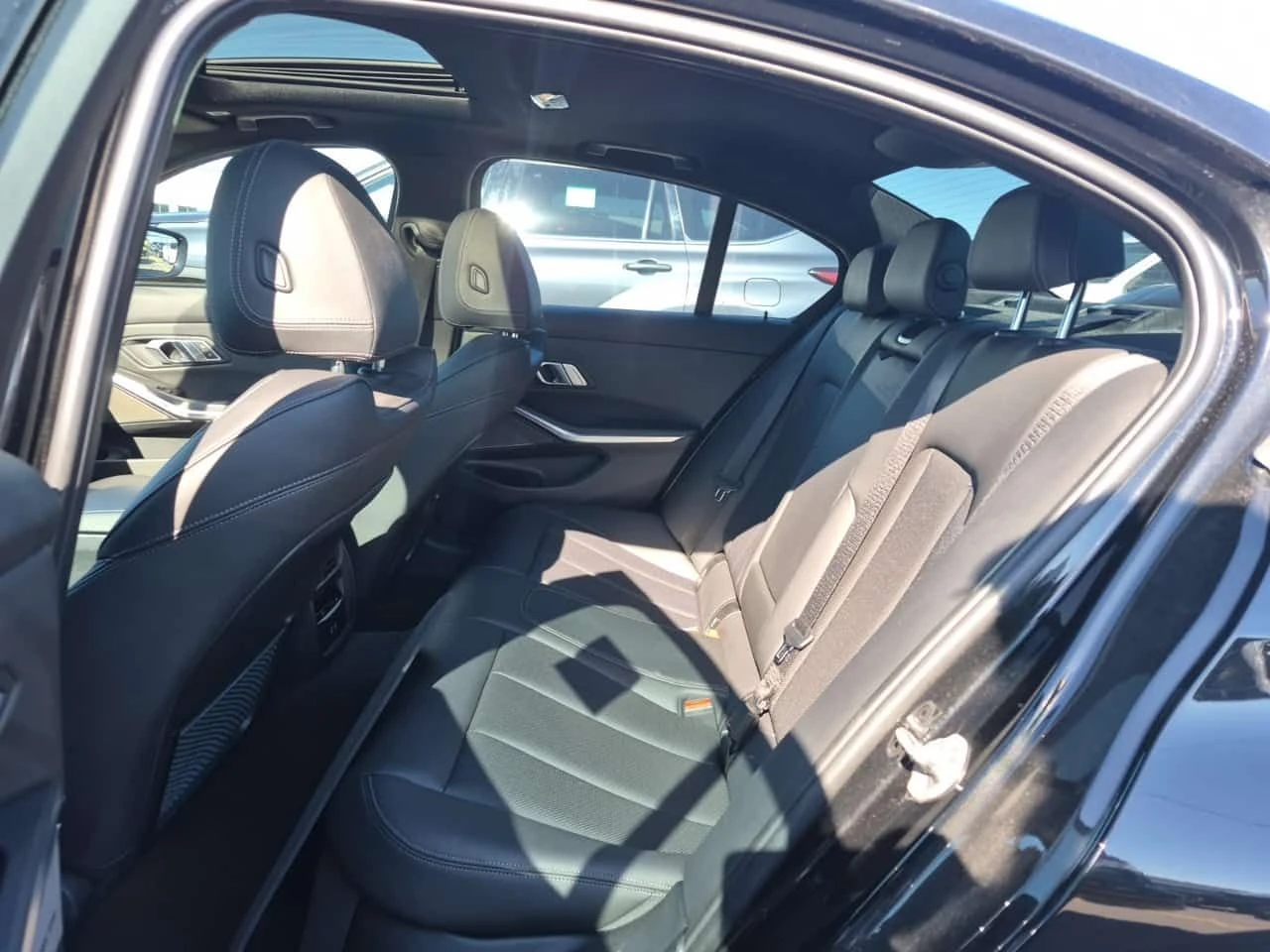 BMW 340 XDRIVE * CARFAX * ПОДГРЕВИ * HEAD-UP * KEYLESS, снимка 12 - Автомобили и джипове - 54941198