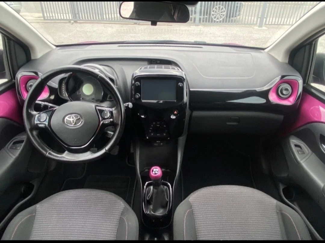 Toyota Aygo X-cite, снимка 5 - Автомобили и джипове - 55018726