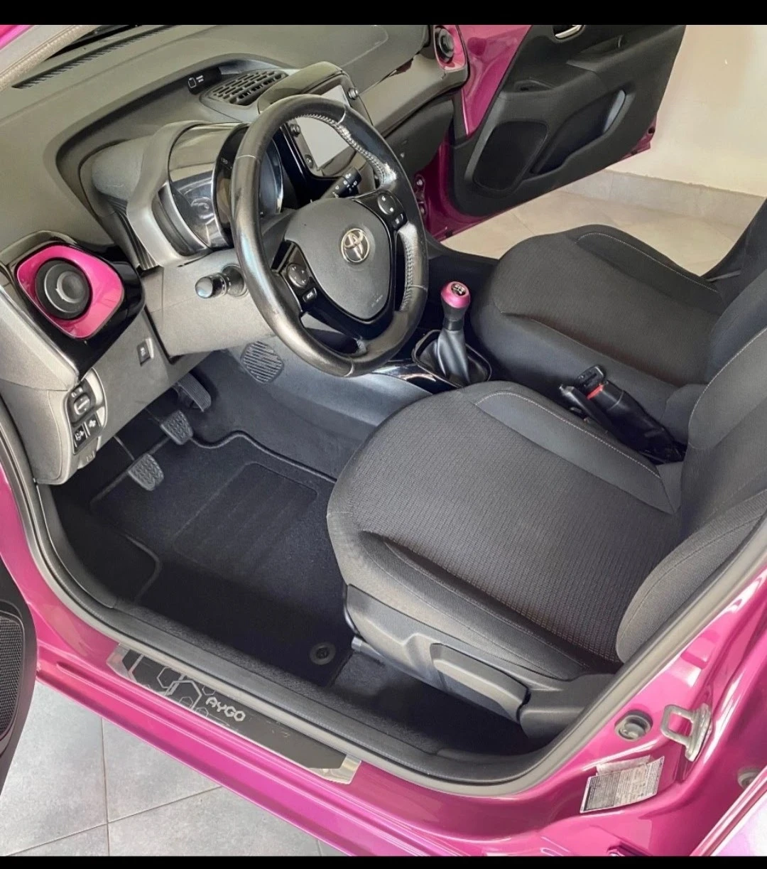 Toyota Aygo X-cite, снимка 4 - Автомобили и джипове - 55018726