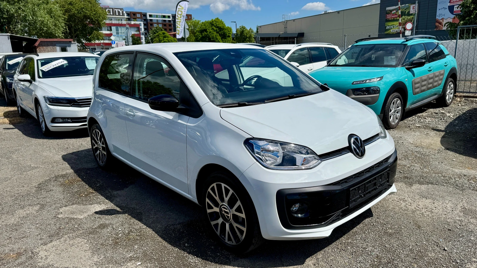 VW Up 1.0i + АГУ! Каско, ГО, Камера, PDC, NAVI, снимка 3 - Автомобили и джипове - 55132374