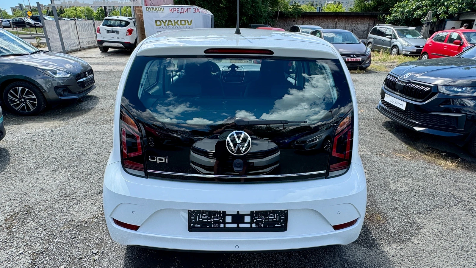 VW Up 1.0i + АГУ! Каско, ГО, Камера, PDC, NAVI, снимка 6 - Автомобили и джипове - 55132374