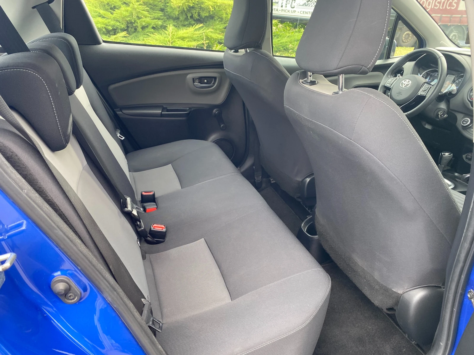 Toyota Yaris 1.5 CVT Luna, снимка 15 - Автомобили и джипове - 55717325