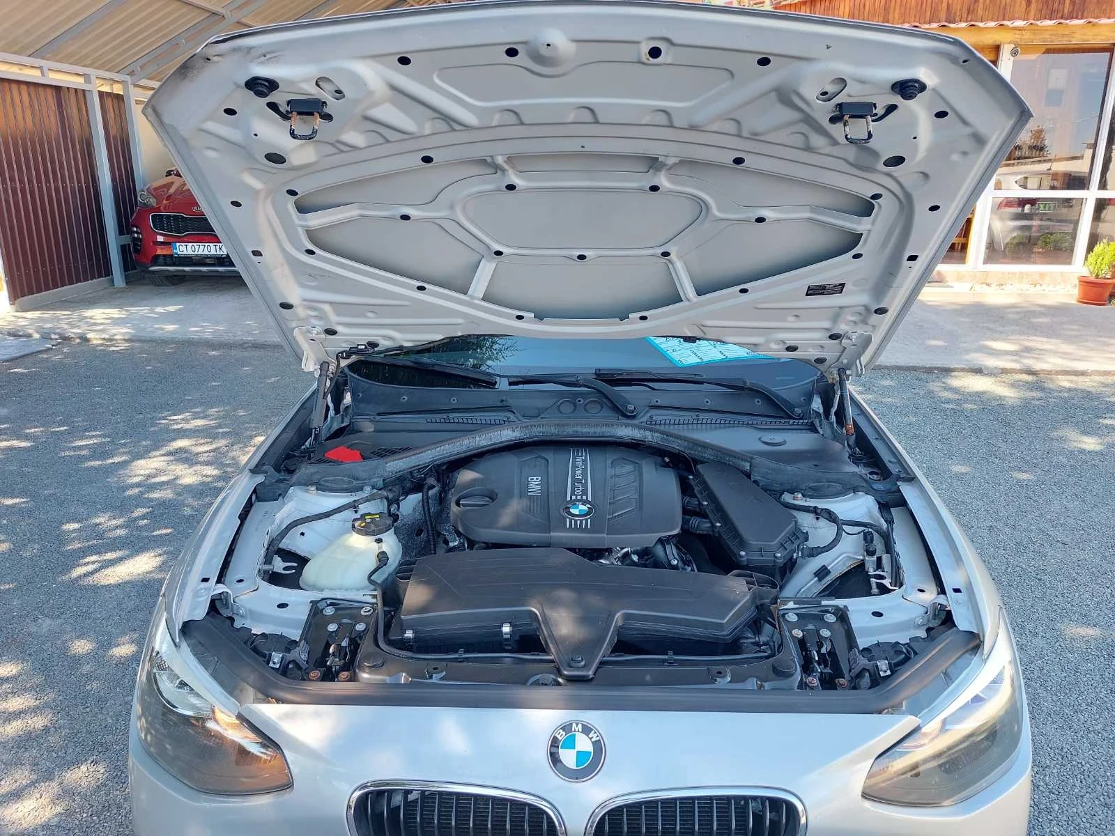 BMW 116 2.0D, 6ск, снимка 12 - Автомобили и джипове - 55751702