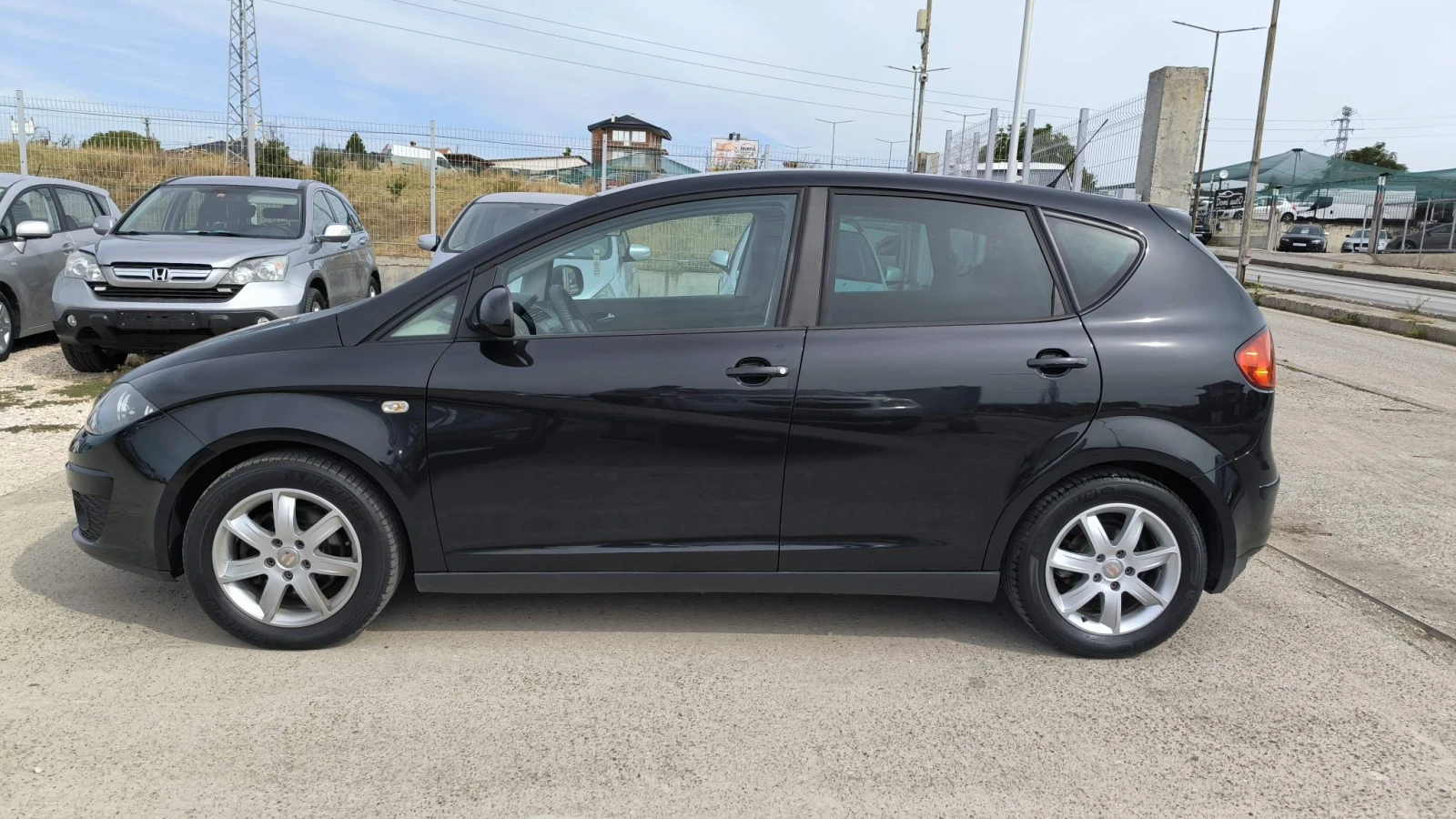 Seat Altea 1.6TDI 170000km, снимка 7 - Автомобили и джипове - 56081700