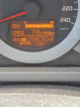 Toyota Rav4 2, 2 d4d feislifr, снимка 1