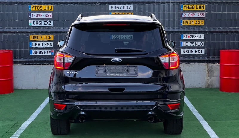 Ford Kuga 1.5TDCi ST Line 106000км Състояние НОВО, снимка 5 - Автомобили и джипове - 47411796