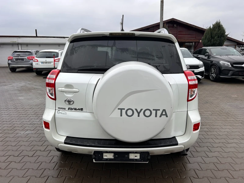 Toyota Rav4 2.2D4-D KOJA 4X4 , снимка 7 - Автомобили и джипове - 48280381