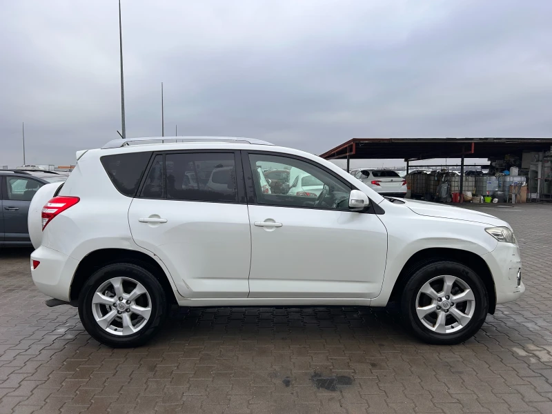 Toyota Rav4 2.2D4-D KOJA 4X4 , снимка 5 - Автомобили и джипове - 48280381