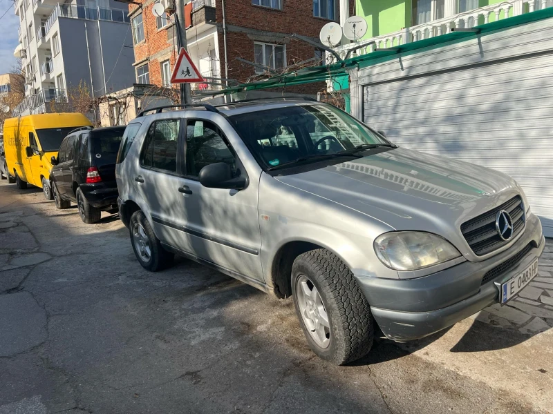 Mercedes-Benz ML 320, снимка 5 - Автомобили и джипове - 48827598