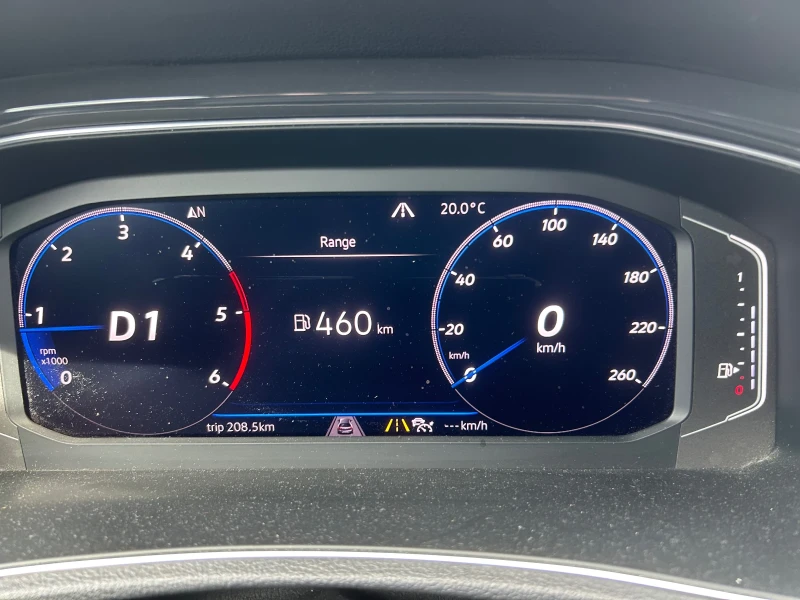 VW T-Roc, снимка 12 - Автомобили и джипове - 49931445