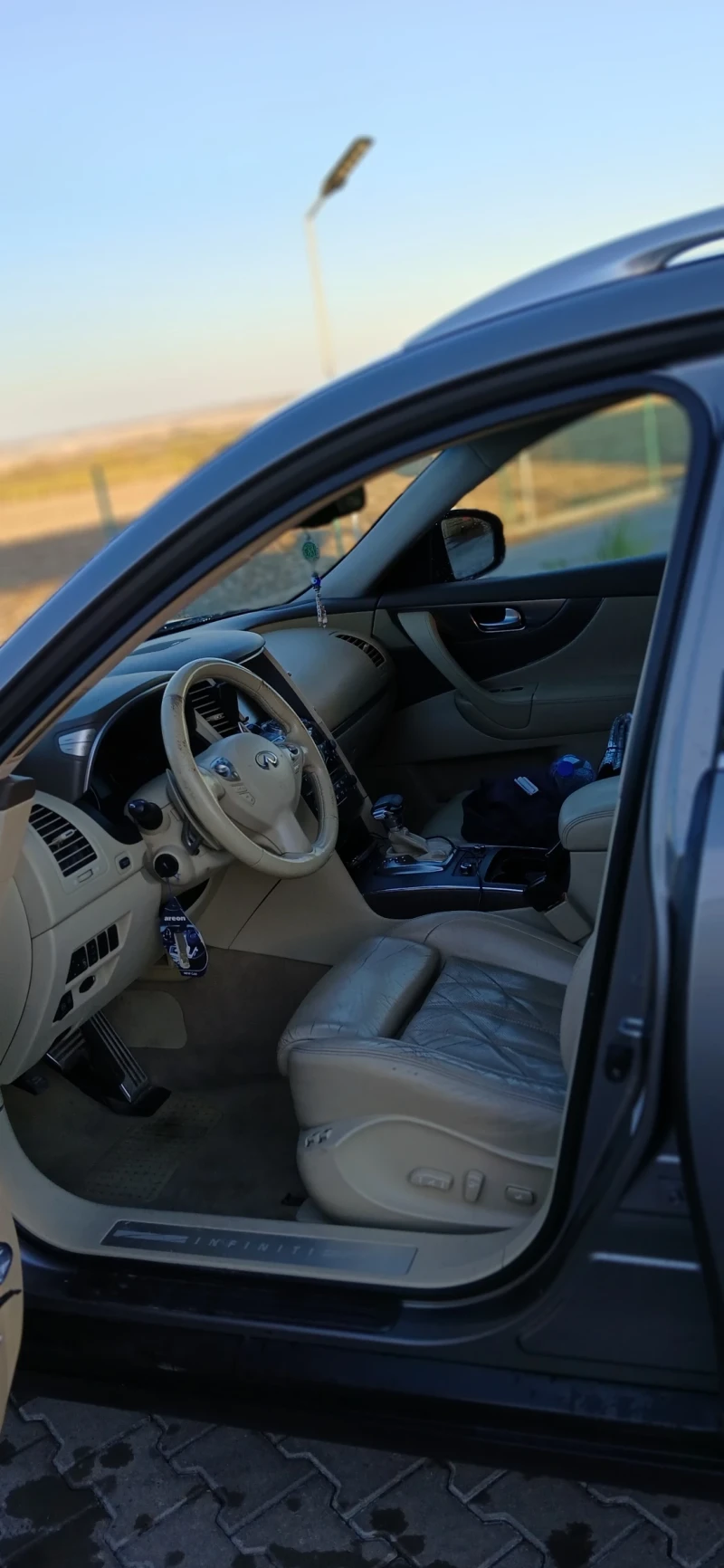 Infiniti Fx 37 S LPG, снимка 8 - Автомобили и джипове - 50756441