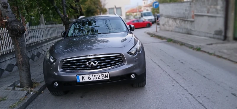 Infiniti Fx 37 S LPG, снимка 2 - Автомобили и джипове - 50756441