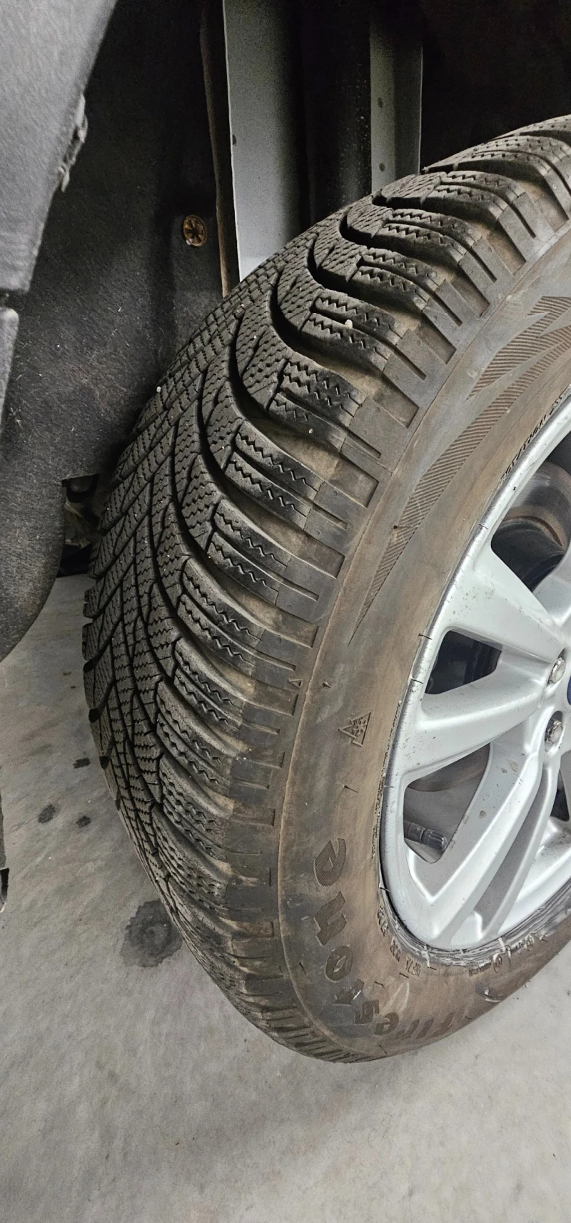 Ford Kuga 4х4 AWD, снимка 15 - Автомобили и джипове - 52485743