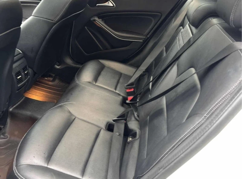 Mercedes-Benz GLA 250 2017 4MATIC FULL ЕКСТРИ * БЕЗ ПЪРВОНАЧАЛНА ВНОСКА*, снимка 12 - Автомобили и джипове - 52836879