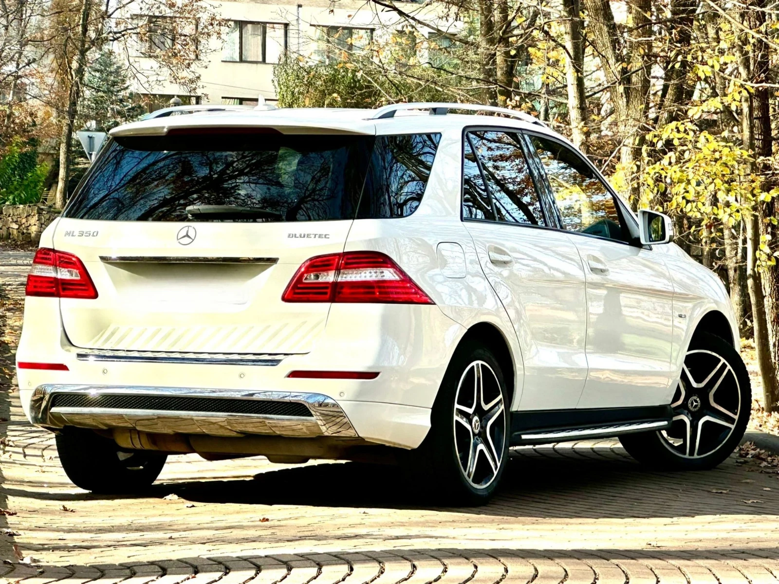 Mercedes-Benz ML 350 ОЧАКВАН ВНОС Mercedes ML350d AMG Line* CAM* HARMAN - изображение 5