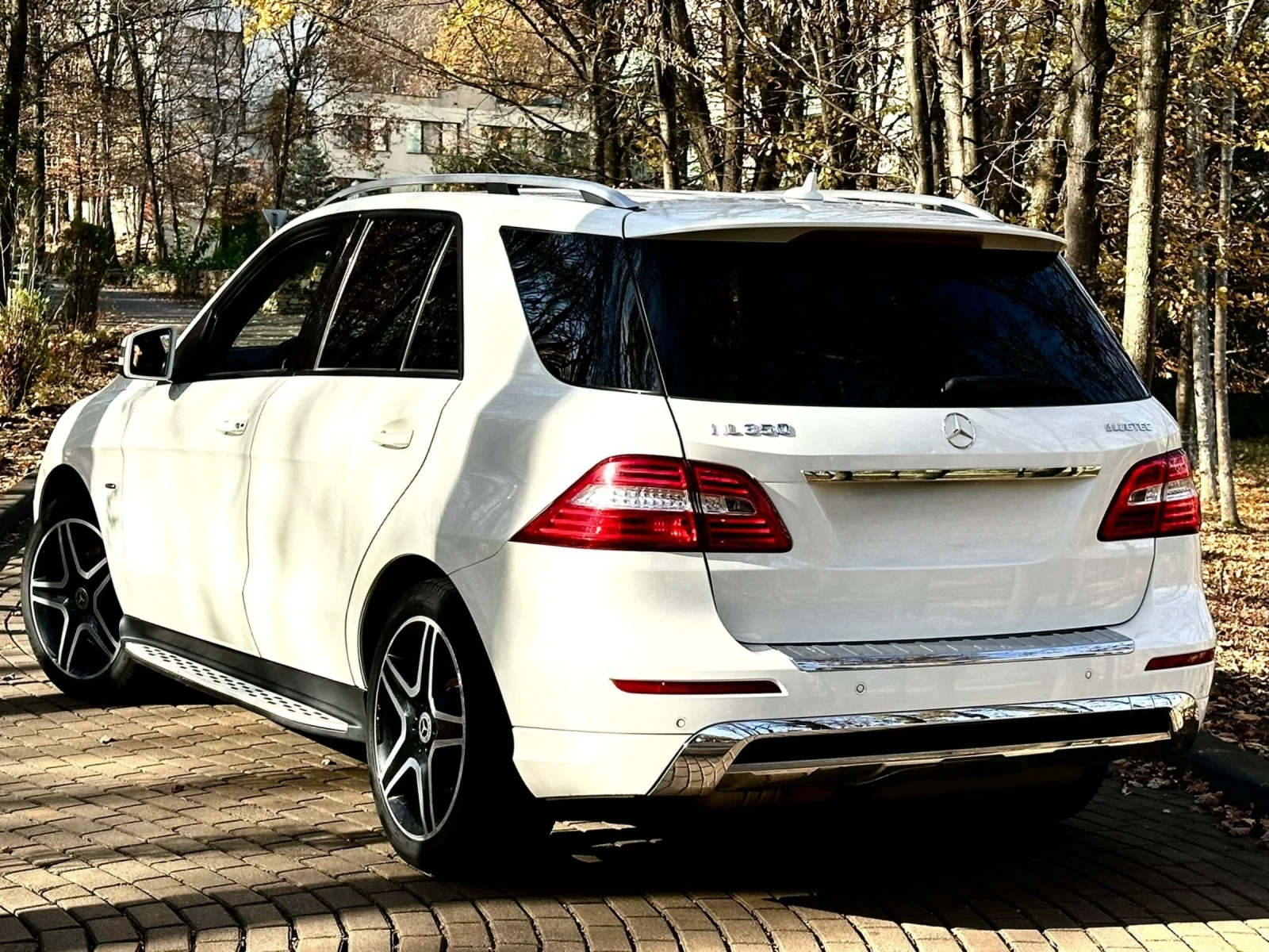 Mercedes-Benz ML 350 ОЧАКВАН ВНОС Mercedes ML350d AMG Line* CAM* HARMAN - изображение 4
