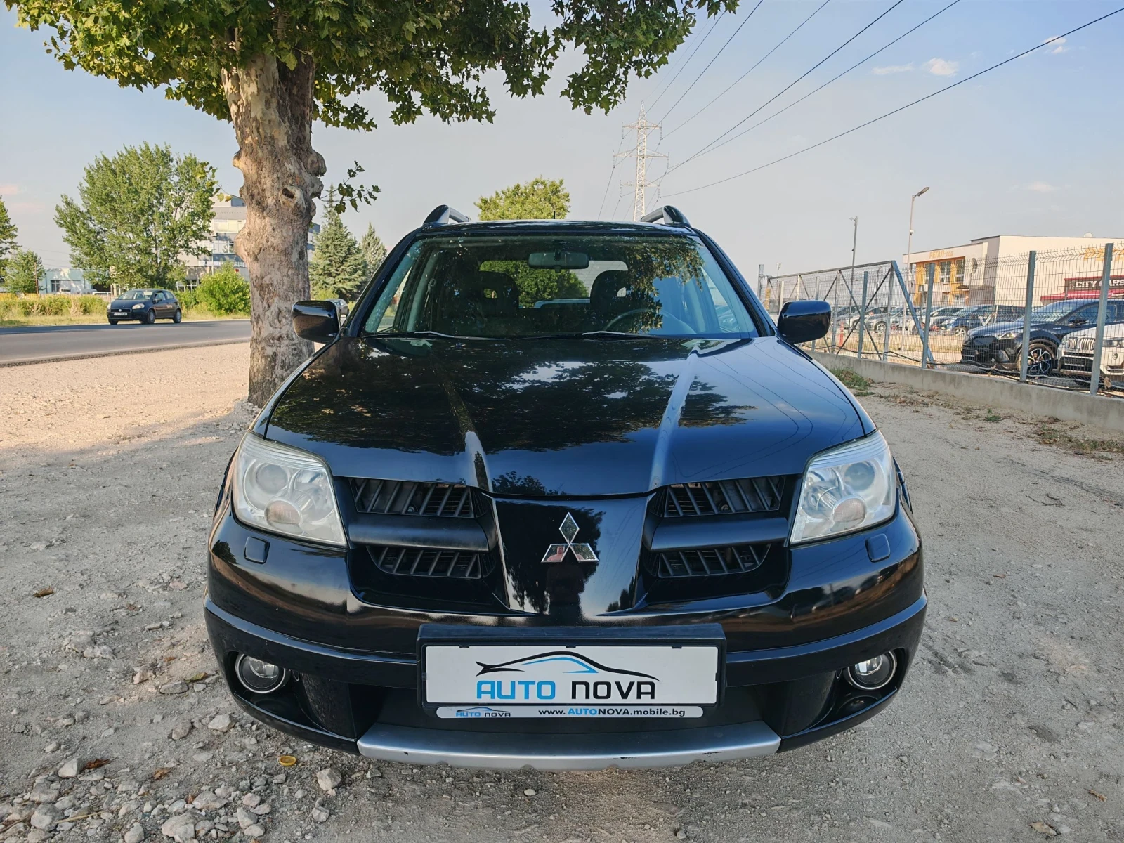 Mitsubishi Outlander 2.0 БЕНЗИН 136 К.С. ГАЗ УНИКАЛНО СЪСТОЯНИЕ! - изображение 2