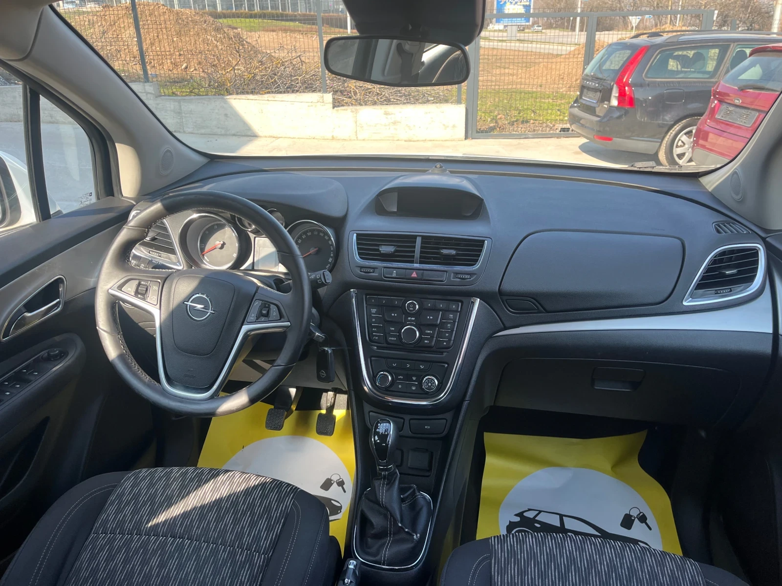 Opel Mokka 1.7cdti, снимка 12 - Автомобили и джипове - 53738173
