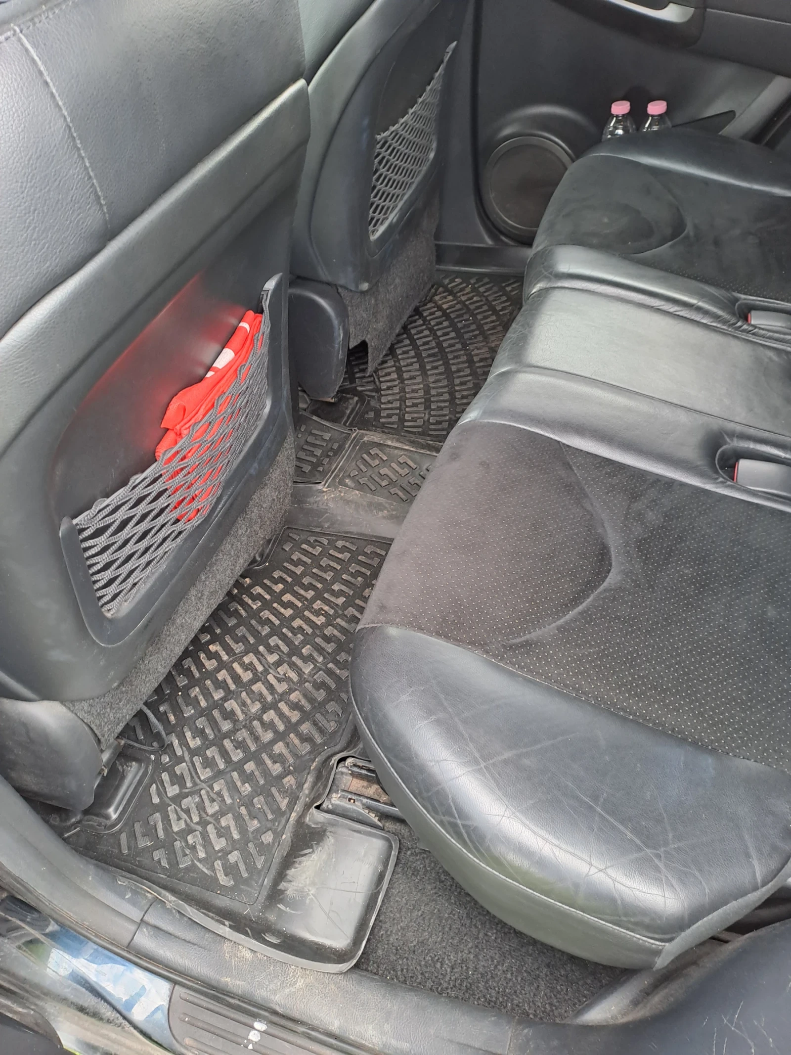 Toyota Rav4 2, 2 d4d feislifr, снимка 9 - Автомобили и джипове - 54400385