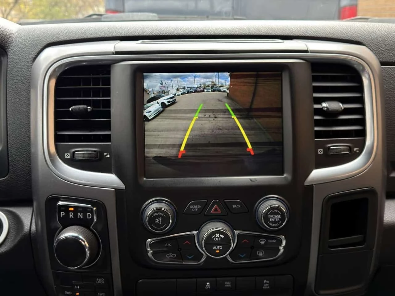 Dodge RAM 1500 * CARFAX * ЦЕНА ДО БГ, снимка 12 - Автомобили и джипове - 54765771