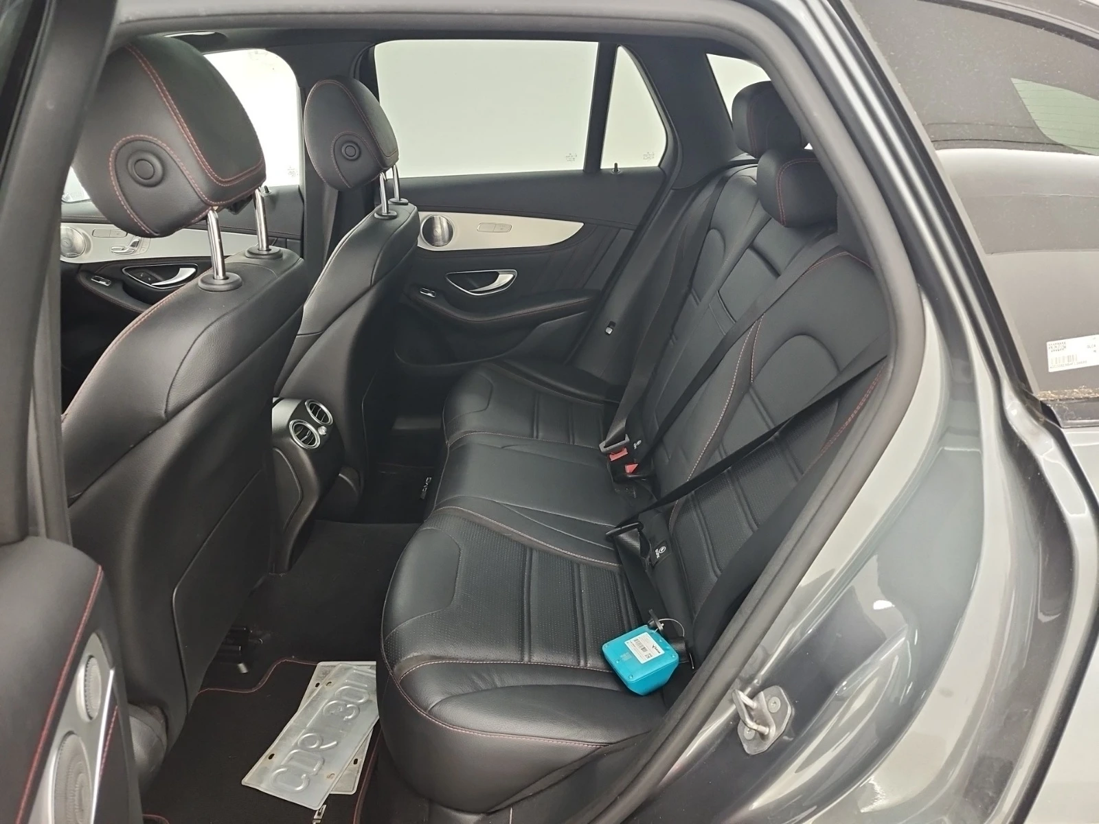 Mercedes-Benz GLC 43 AMG BLIND SPOT * ПАНОРАМА * CARFAX * , снимка 9 - Автомобили и джипове - 54804710