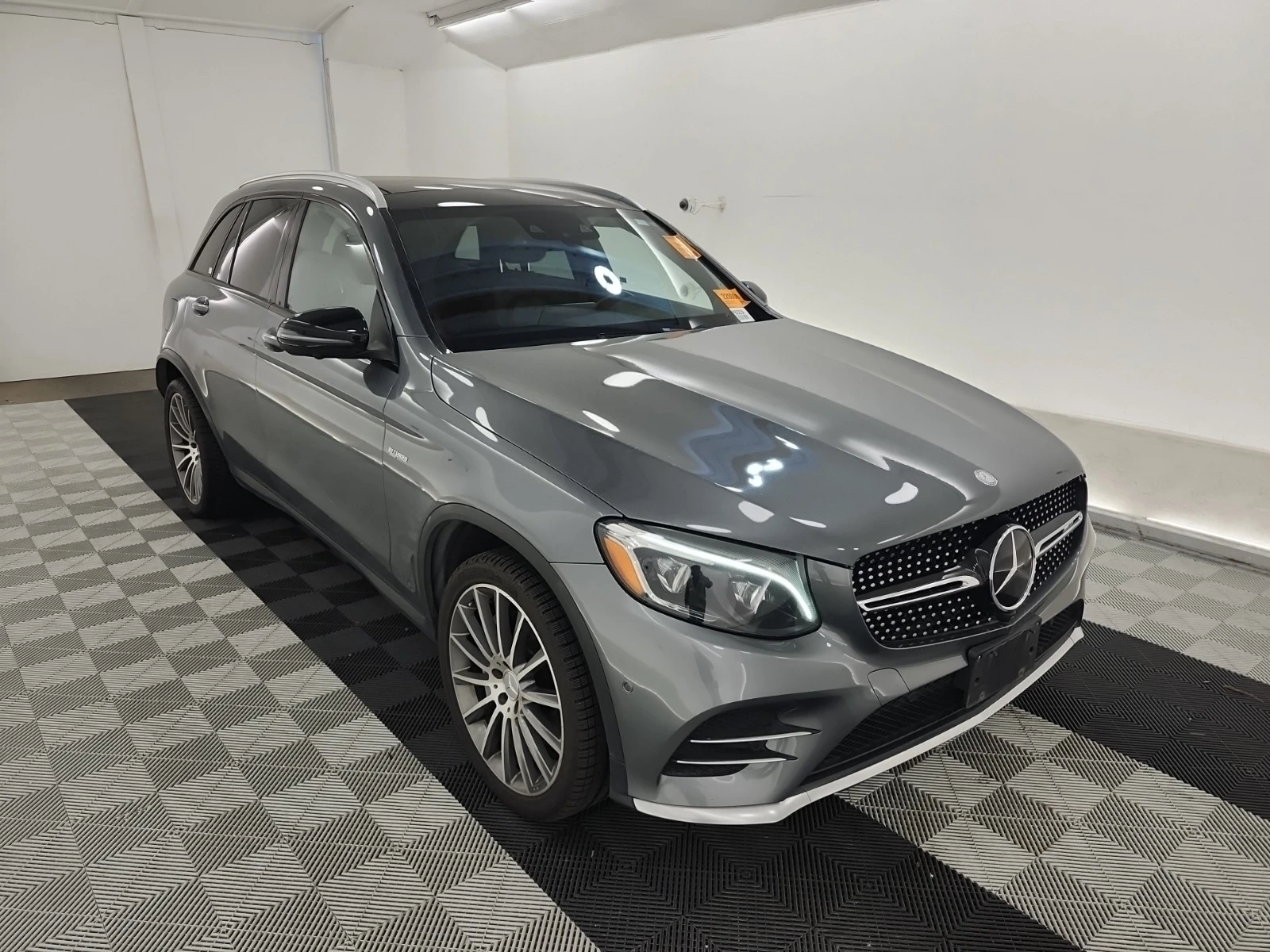Mercedes-Benz GLC 43 AMG BLIND SPOT * ПАНОРАМА * CARFAX * , снимка 2 - Автомобили и джипове - 54804710