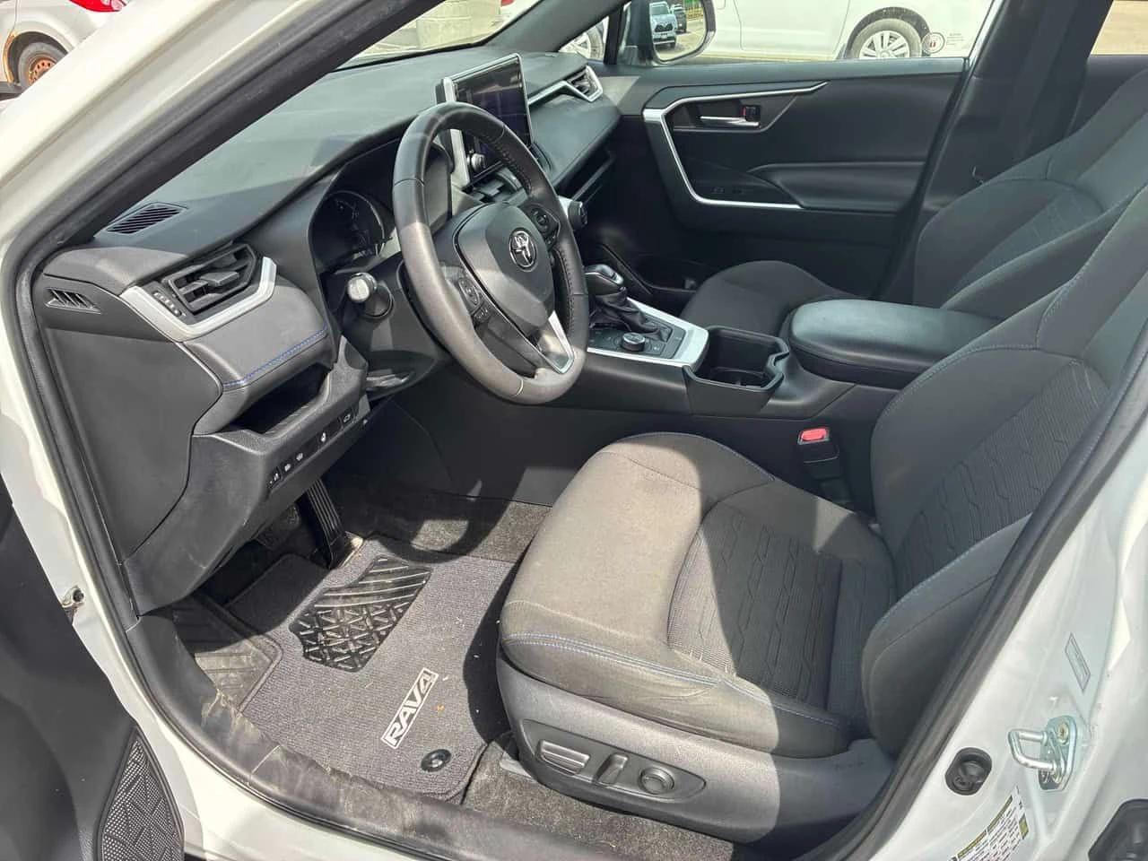 Toyota Rav4 * Hybrid SE * ГЛАВНО ПРЕДСТАВИТЕЛСТВО НА TOYOTA* , снимка 7 - Автомобили и джипове - 54941859