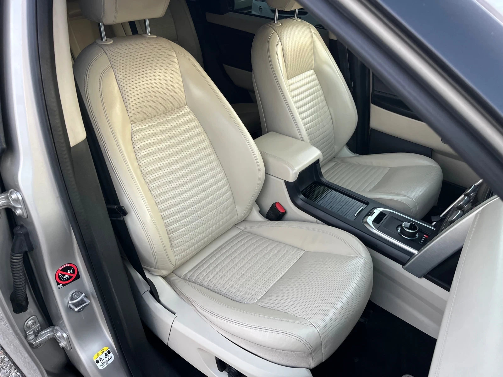 Land Rover Discovery Sport 2.0 D.HSE.Dinamic.Собствен лизинг!!!, снимка 12 - Автомобили и джипове - 55467356