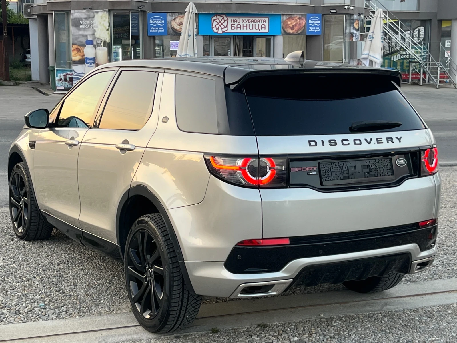 Land Rover Discovery Sport 2.0 D.HSE.Dinamic.Собствен лизинг!!!, снимка 4 - Автомобили и джипове - 55467356