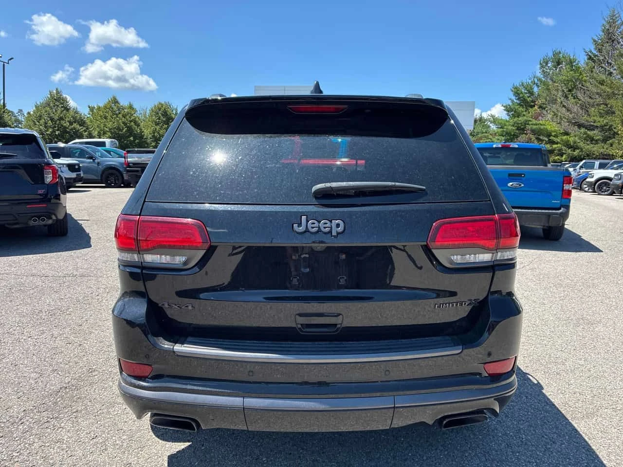 Jeep Grand cherokee Limited X | CARFAX | АВТОКРЕДИТ БЕЗ ПЪРВОНАЧАЛНА , снимка 5 - Автомобили и джипове - 55579739