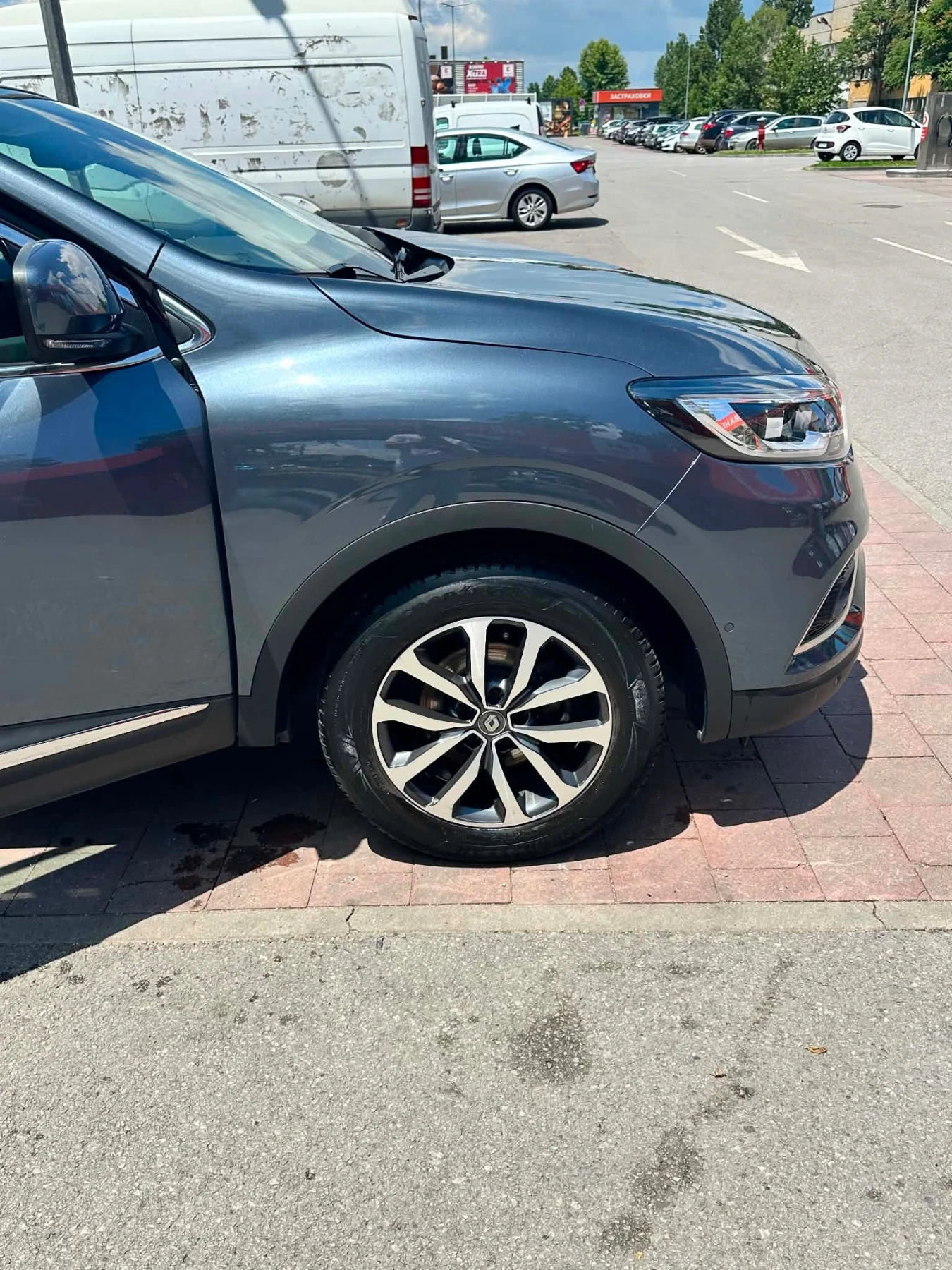 Renault Kadjar, снимка 5 - Автомобили и джипове - 56439617