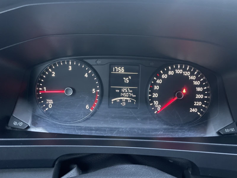 VW Transporter, снимка 9 - Бусове и автобуси - 53596727