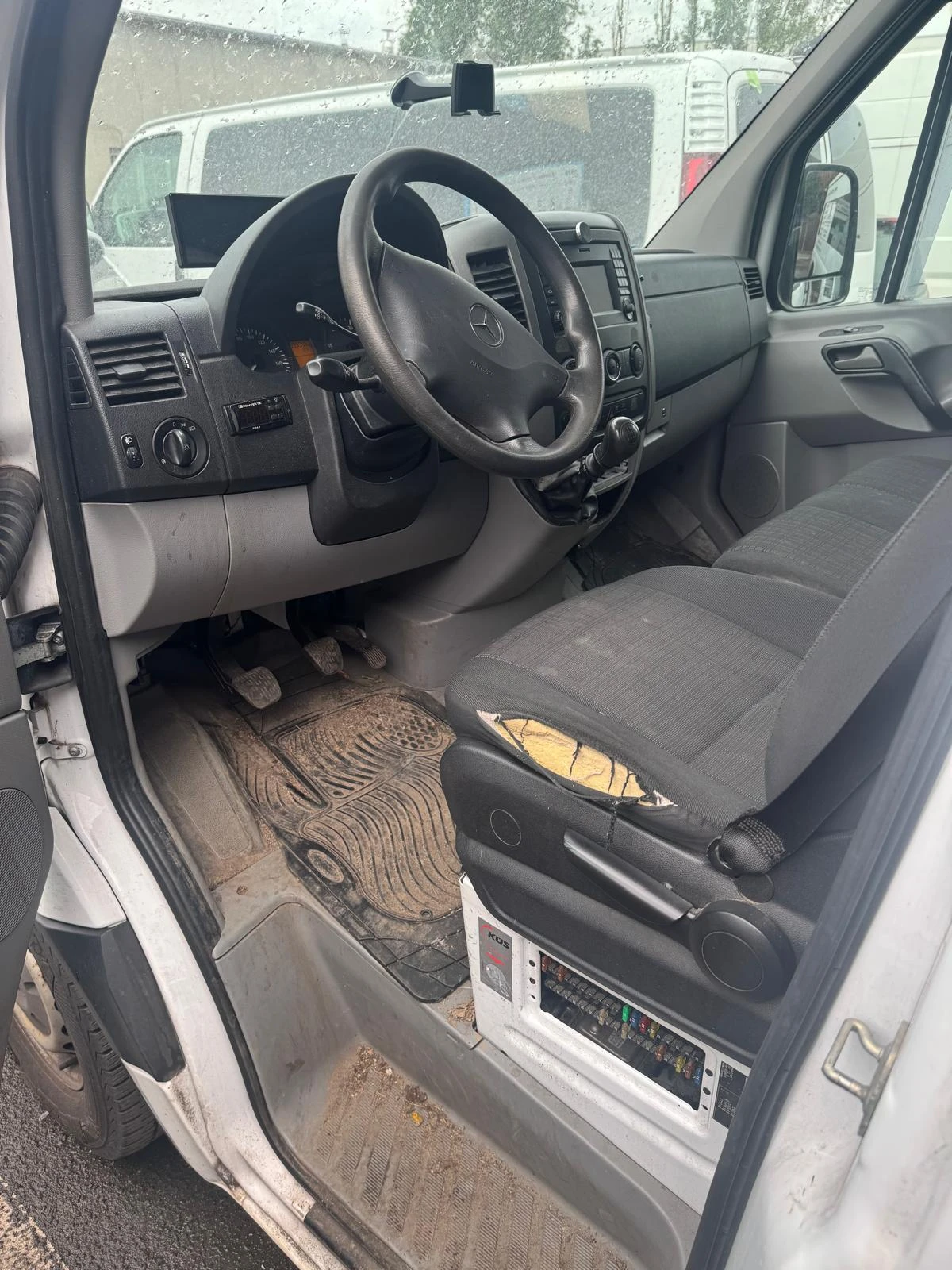 Mercedes-Benz Sprinter 313 CDI - 2017 г. - Перфектен Хладилник!, снимка 4 - Бусове и автобуси - 54426278