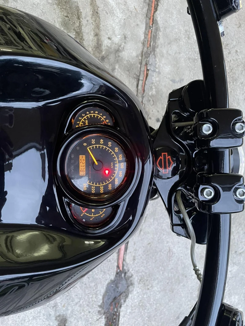 Harley-Davidson V-Rod ABS Custom, снимка 8 - Мотоциклети и мототехника - 53356829