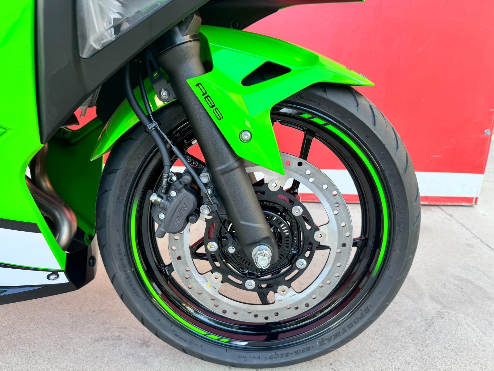 Kawasaki Ninja 500 SE ABS 0KM NOV - изображение 8