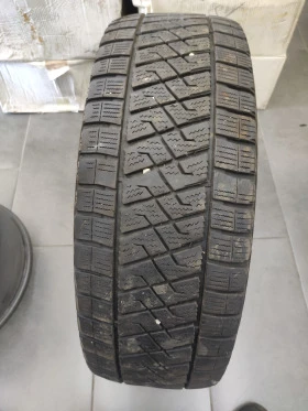 Гуми Зимни 235/65R16, снимка 2