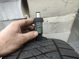 Гуми Зимни 235/65R16, снимка 3