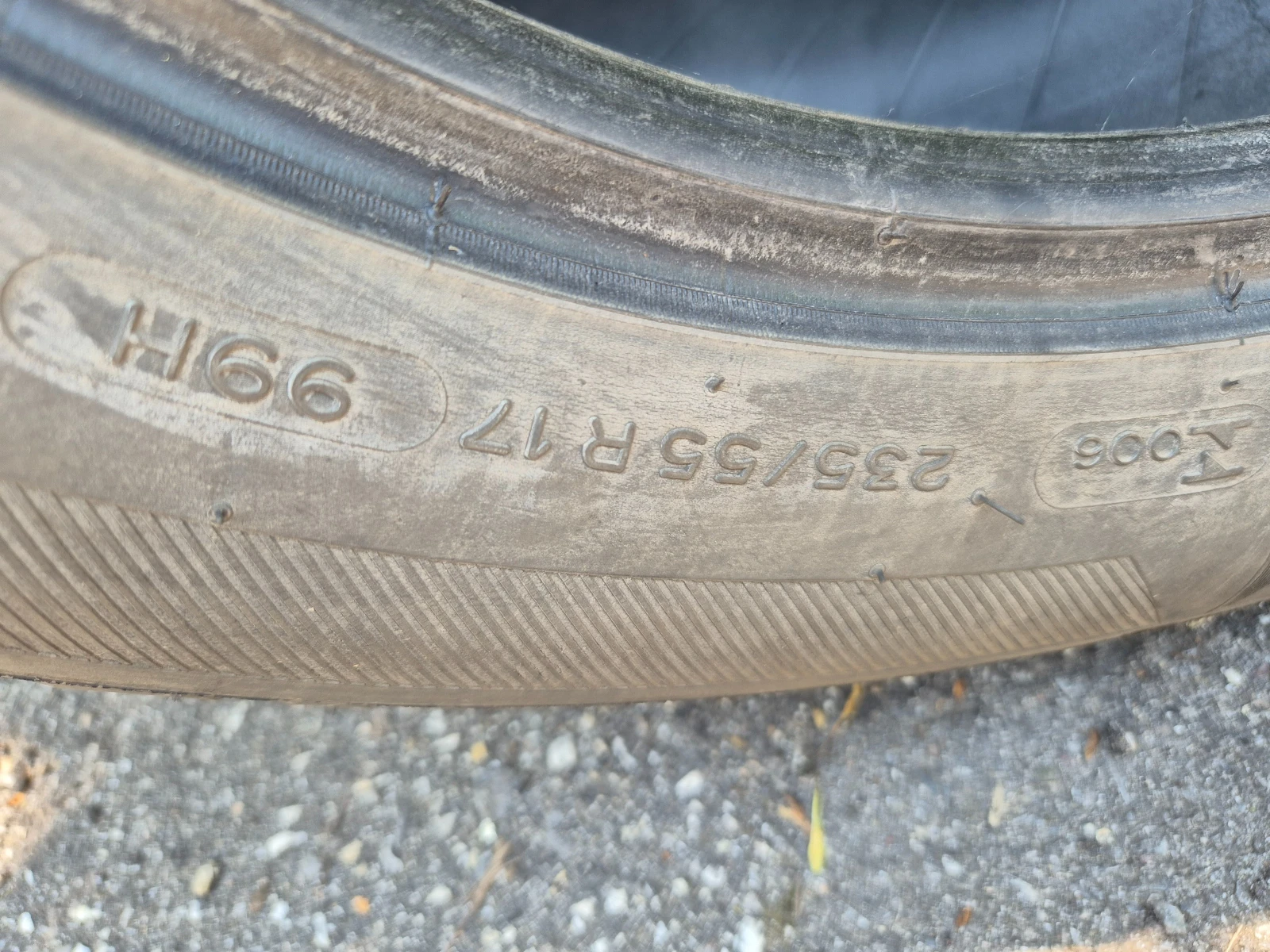 Гуми Всесезонни 235/55R17, снимка 3 - Гуми и джанти - 54838846