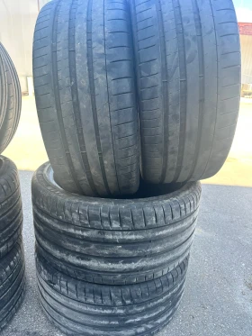     275/35R22