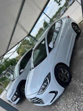     Hyundai Elantra 12  !!    