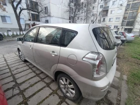 Toyota Corolla verso, снимка 16