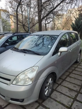 Toyota Corolla verso, снимка 6