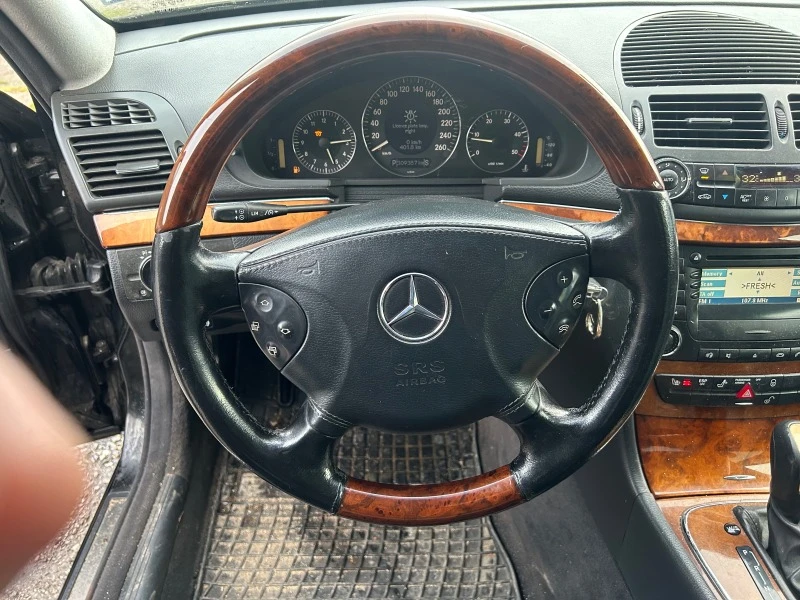 Mercedes-Benz E 270 270 На части, снимка 4 - Автомобили и джипове - 40117624