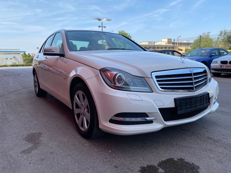 Mercedes-Benz C 200 FACELIFT -АВТОМАТИК, снимка 3 - Автомобили и джипове - 47036554