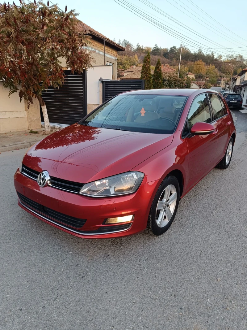 VW Golf 1.6 TDI DSG Автомат , снимка 1 - Автомобили и джипове - 48457100